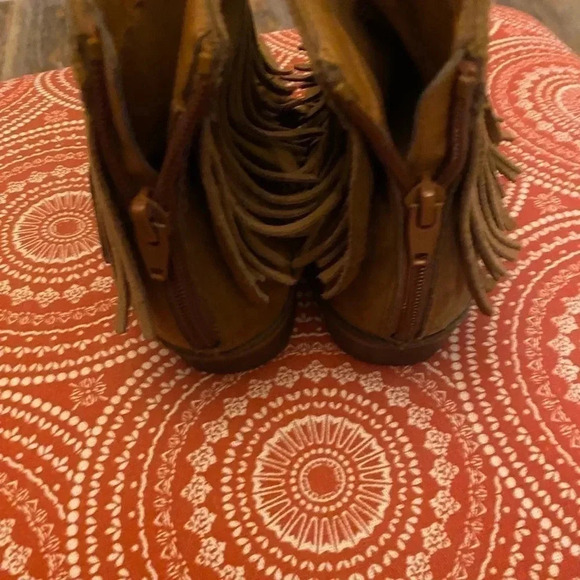 Mossimo Supply Co Boots Womens 8 Ankle Bootie Brown Suede Fringe Pull On Block - Picture 2 of 5